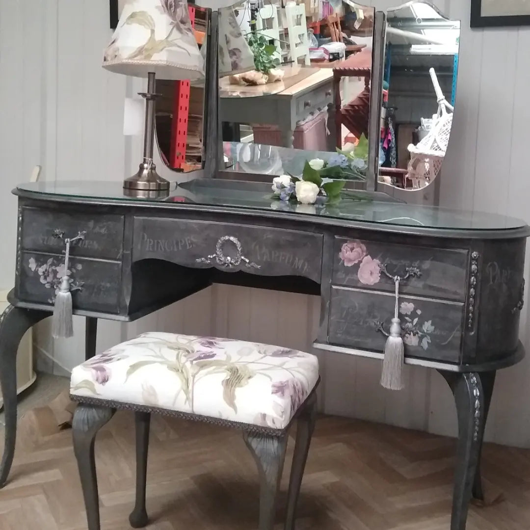 French Style Dressing Table