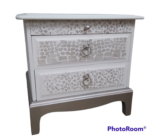 Stag Minstrel Bedside Table with pull out ledge