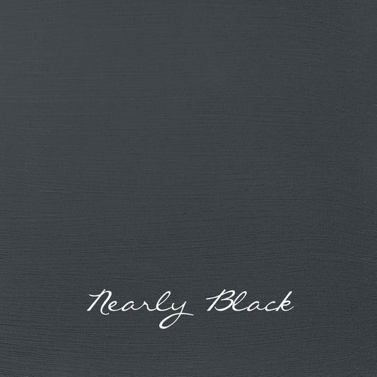 Vintage Nearly Black - Autentico Paint UK