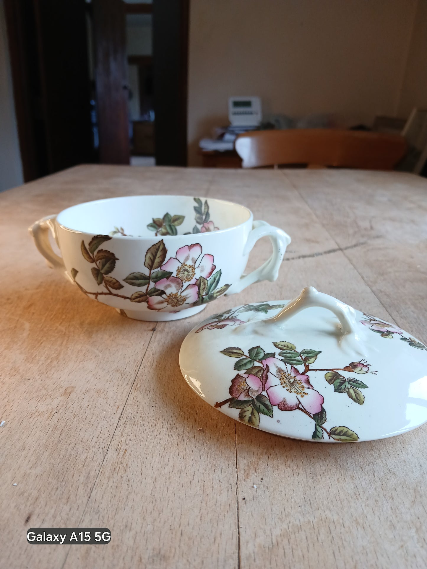 Victorian J & G Meakin “Briar” Lidded Sugar Bowl c1880s Wild Rose Pattern Staffordshire